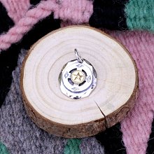 手打銀餅大鵬項鏈吊墜 采用S999足銀材質手打錘紋銀餅，正面74 歷史價格詳細信息