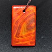 藏傳紅瑪瑙牛角天珠。珠子老氣感十足 包漿醇厚 風化細膩 風化20389 歷史價格詳細信息