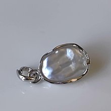 18k鉆鑲高冰金絲種佛公佛公體型敦厚可愛小滿滿的陽綠絲杠杠的金絲種 翡翠 飾品 收藏【二手】【微淵古董】-2933 歷史價格詳細信息