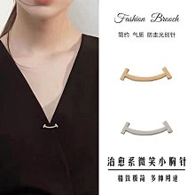 胸女高檔氣質小香風設計感C字母別西服精致胸花西裝外套配飾~告白氣球 歷史價格詳細信息