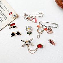 圣誕胸2024新款新年節日平安夜小禮物裝飾可愛卡通金屬徽章配飾~告白氣球 歷史價格詳細信息