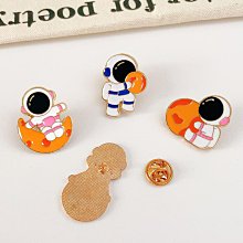 卡通太空人足浴盆家用可摺疊塑料洗腳盆可愛實用草莓熊按摩泡腳桶 歷史價格詳細信息