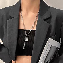 字母方牌不掉色兒童項鏈女小眾設計ins潮男高街街舞走秀配飾 歷史價格詳細信息