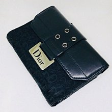 二手Christian Dior黑色長皮夾，非常有年代使用感 歷史價格詳細信息