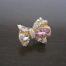 《烤焦麵包小鋪》水晶大鑽石橢圓形愛心戒指鑰匙圈吊飾婚禮小物生日情人節聖誕節禮物 歷史價格詳細信息