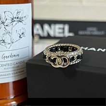 熱銷新款 ch 香 小珍珠點綴 愛心胸針 明星大牌同款服裝包包 歷史價格詳細信息