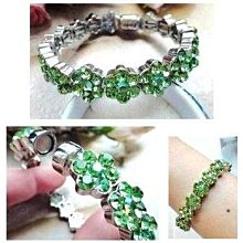 歐美名媛感時尚花紋木耳邊V領拼接連袖長上衣(紅M-3L)-U562熊衣褲語 歷史價格詳細信息