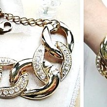 歐美名媛感時尚花紋木耳邊V領拼接連袖長上衣(紅M-3L)-U562熊衣褲語 歷史價格詳細信息