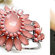 ☆Mimi飾品☆ 浪漫甜美＊典雅粉紅玫瑰花綠葉水鑽＊別針/胸針＊ 歷史價格詳細信息