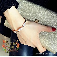白富美必入外套！He*mès秋冬純手工制作！對又A又颯的馬術風雙面羊絨，優雅知性氣質溫柔！ 歷史價格詳細信息