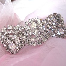 【戴大花2】VINTAGE 手寫標記【1986年】天藍Cameo 純白仕女頭 陶瓷 優雅 別針/項鍊墜子 #B291 歷史價格詳細信息