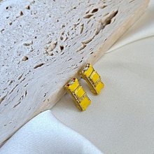 新款熱銷 時尚輕奢kate通勤小眾設計ins溫柔名媛風珍珠鑲嵌方形金屬耳釘 明星大牌同款首飾 歷史價格詳細信息