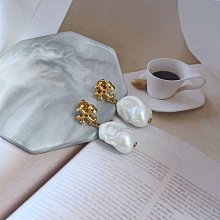 歐美時尚新款熱銷 Tory Burch TB輕奢簡約通勤琺瑯釉水鉆 小巧三件套組合金屬耳釘 耳環 明星大牌同款首飾 歷史價格詳細信息