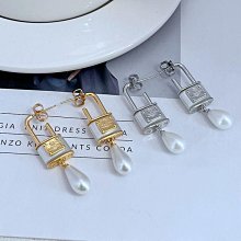 新款熱銷 新款法式kate時尚輕奢簡約氣質鑲嵌珍珠水鉆C形啞光金屬精美耳環 明星大牌同款首飾 歷史價格詳細信息