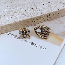 歐美時尚新款熱銷 Tory Burch TB輕奢簡約通勤琺瑯釉水鉆 小巧三件套組合金屬耳釘 耳環 明星大牌同款首飾 歷史價格詳細信息