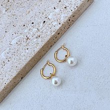 新款熱銷 新款法式kate時尚輕奢簡約氣質鑲嵌珍珠水鉆C形啞光金屬精美耳環 明星大牌同款首飾 歷史價格詳細信息