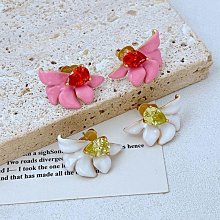 新款熱銷 時尚輕奢kate簡約甜美通勤ins天然貝殼鑲嵌四葉草造型金屬耳釘 明星大牌同款首飾 歷史價格詳細信息