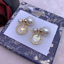 新款熱銷 D家黑色滴膠半圓CD字母耳釘 迪家字母復古黃銅耳環時尚耳飾廠家批 明星大牌同款首飾 歷史價格詳細信息