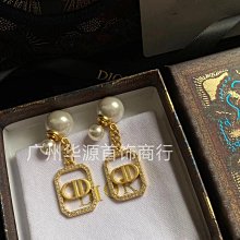 新款熱銷 D家黑色滴膠半圓CD字母耳釘 迪家字母復古黃銅耳環時尚耳飾廠家批 明星大牌同款首飾 歷史價格詳細信息