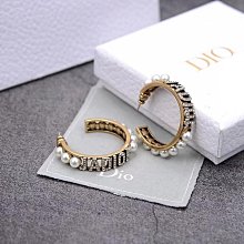 新款熱銷 D家黑色滴膠半圓CD字母耳釘 迪家字母復古黃銅耳環時尚耳飾廠家批 明星大牌同款首飾 歷史價格詳細信息