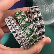 新款熱銷 【新品】施家 閃耀清新綠鉆菱角耳環 切割綠色水滴方鉆菱角耳釘 明星大牌同款首飾 歷史價格詳細信息
