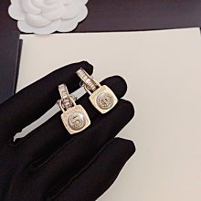 新款熱銷 小香歐美個性方形方塊紅鉆粉鉆包包裝飾胸針女鑲鉆 明星大牌同款首飾 歷史價格詳細信息