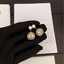 新款熱銷 小香歐美個性白珍珠五角星鑲鉆流星造型高級感胸針女 明星大牌同款首飾 歷史價格詳細信息
