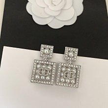 ????小香風高級感耳環圓球錐形小惡魔耳骨釘尖頭擰螺絲耳廓釘軟骨釘鈦鋼唇釘潮-滿599免運 歷史價格詳細信息