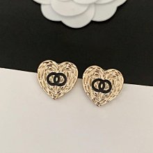 新款熱銷 小香歐美個性愛心鏤空鑲鉆耳環女高級感 明星大牌同款首飾 歷史價格詳細信息