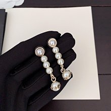 新款熱銷 小香歐美個性字母珍珠迷你小耳針兒女高級感名媛 明星大牌同款首飾 歷史價格詳細信息