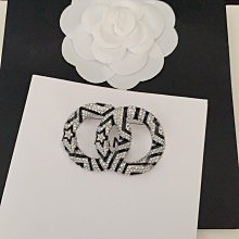 新款熱銷 小香歐美個性黑白圓牌吊墜耳環女鑲鉆 明星大牌同款首飾 歷史價格詳細信息