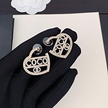 新款熱銷 小香歐美個性愛心鏤空鑲鉆耳環女高級感 明星大牌同款首飾 歷史價格詳細信息