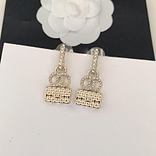 ????小香風高級感耳環圓球錐形小惡魔耳骨釘尖頭擰螺絲耳廓釘軟骨釘鈦鋼唇釘潮-滿599免運 歷史價格詳細信息