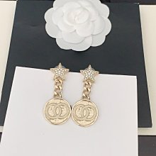 新款熱銷 小香歐美個性鑲鉆字母吊墜山茶花耳環女 明星大牌同款首飾 歷史價格詳細信息