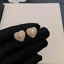 新款熱銷 小香歐美復古黑白鉆小米珠字母耳釘耳環 明星大牌同款首飾 歷史價格詳細信息