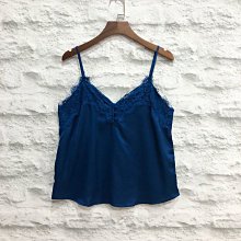 Maple麋鹿小舖 Abercrombie&Fitch ＊ A&F 深藍色雪紡花花上衣 ＊ ( 現貨S號 ) 歷史價格詳細信息