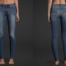 全新美國購回  Hollister   附腰帶牛仔短褲~5號/W27 歷史價格詳細信息