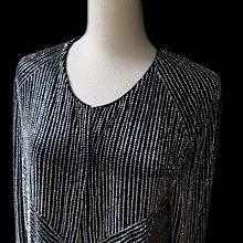 *Beauty*ARMANI EXCHANGE鉚釘字母紅色V領短袖棉T恤 原價1990元 售1200元 全新附吊牌 JW 歷史價格詳細信息