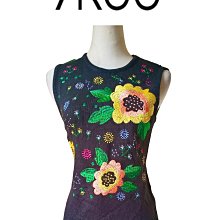 ※都會名牌※【iRoo】紅黑花王紗質拼接黑色裙無袖洋裝 歷史價格詳細信息