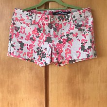 DKNY JEANS 藍黑灰格紋長袖襯衫,尺寸:L,肩寬:47cm,67%棉,少穿很新,降價大出清 歷史價格詳細信息