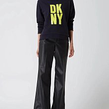DKNY 藍色輕量尼龍斜背包 歷史價格詳細信息