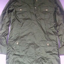 全新正品NAVY 迷彩風衣外套 尺碼：XL 按標籤價不到7折售出，售590元 歷史價格詳細信息