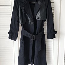 NEIL BARRETT 褐綠色V領英文字T恤     原價   14200      特價 6900 歷史價格詳細信息