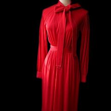 *beauty*BURBERRY紅色長袖針織衫    14Y號   5000   元CR 歷史價格詳細信息