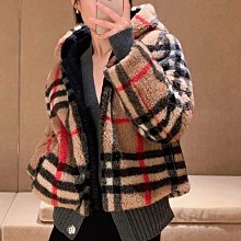 【妖妖代購】Burberry 23新款經典格紋羊羔絨連帽外套 價格比較,價格查詢,歷史價格詳細信息