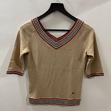 Burberry 女生大地色系羊毛針織外套M 歷史價格詳細信息
