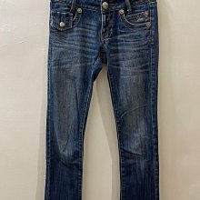 Burberry 女生大地色系V領五分袖針織衫M 歷史價格詳細信息