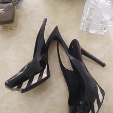 Celine 黑色logo衛衣《精品女王全新&二手》 歷史價格詳細信息