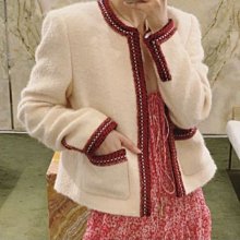 【妖妖代購】Celine 馬車刺繡金釦雙面羊絨外套 歷史價格詳細信息