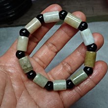 《藍晶寶石玉石特賣》→〈手鍊系列〉→天然天眼珠蠶絲紋帶清透黃玉髓16mm手珠鍊→Y864 歷史價格詳細信息